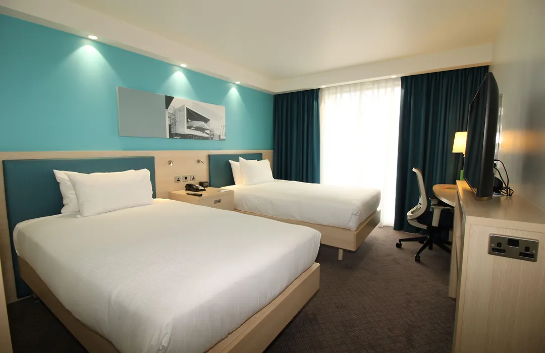 Hampton By Hilton London Excel-1